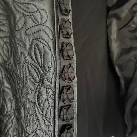 Nygard leather embroidered jacket size petites Large 14-18 - Picture 7 of 8